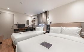 Just Stay Hotel